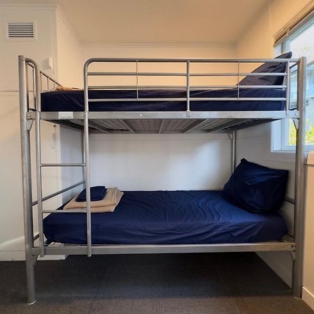 Waiheke Backpackers Hostel Onetangi Exterior photo