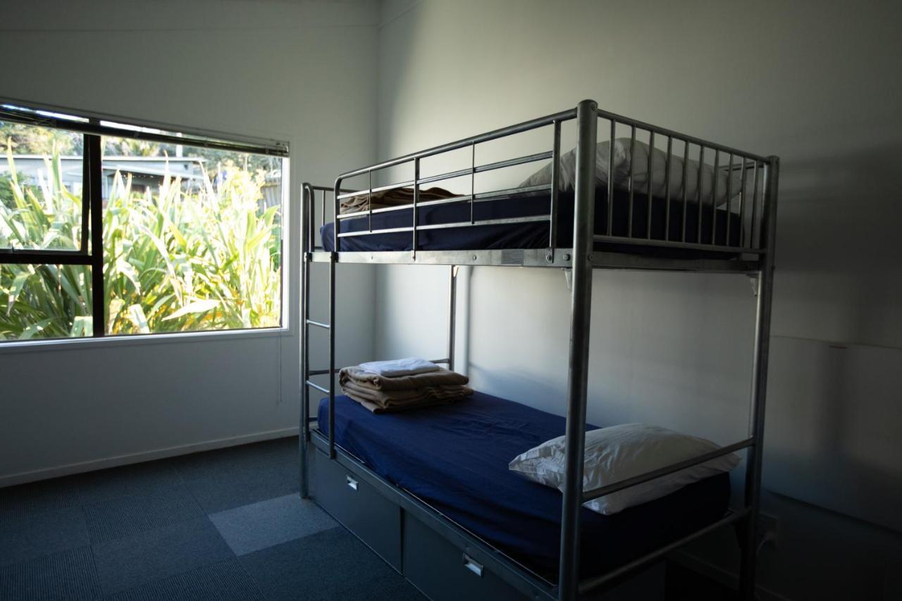 Waiheke Backpackers Hostel Onetangi Exterior photo
