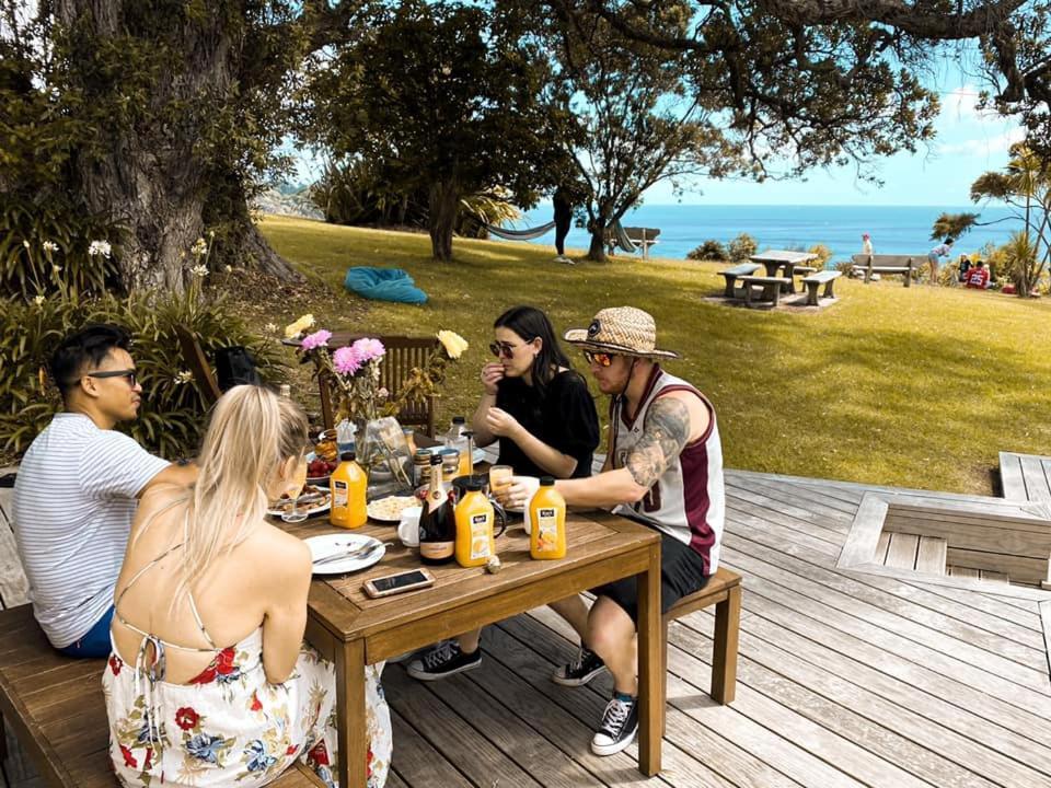 Waiheke Backpackers Hostel Onetangi Exterior photo