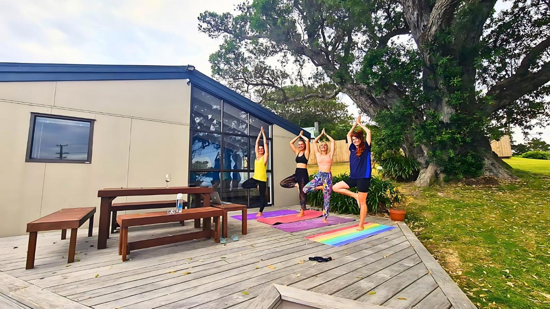 Waiheke Backpackers Hostel Onetangi Exterior photo